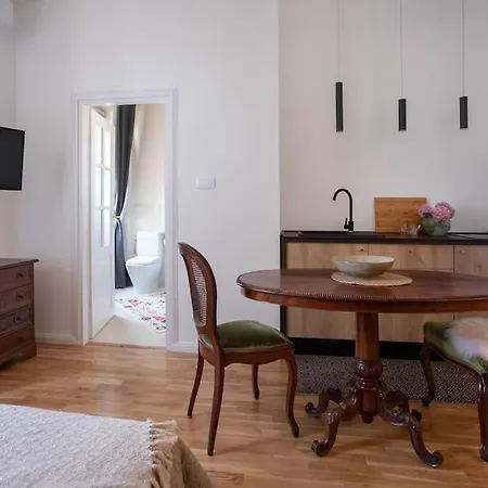 Apartment Max+ - Private Parking *